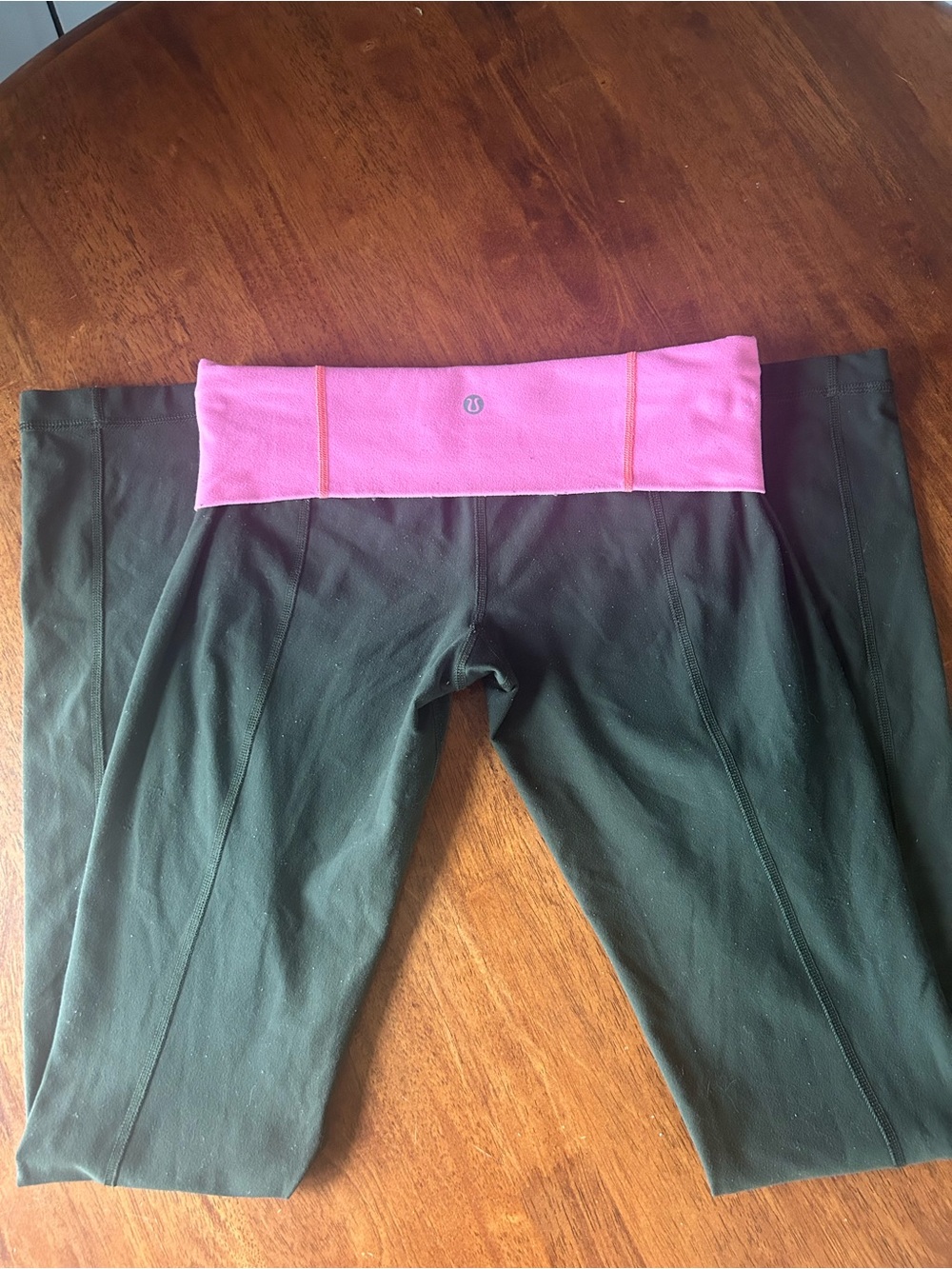 VINTANGE Lululemon Groove Pants Olive Green Hot Pink Size 6 No Tag
